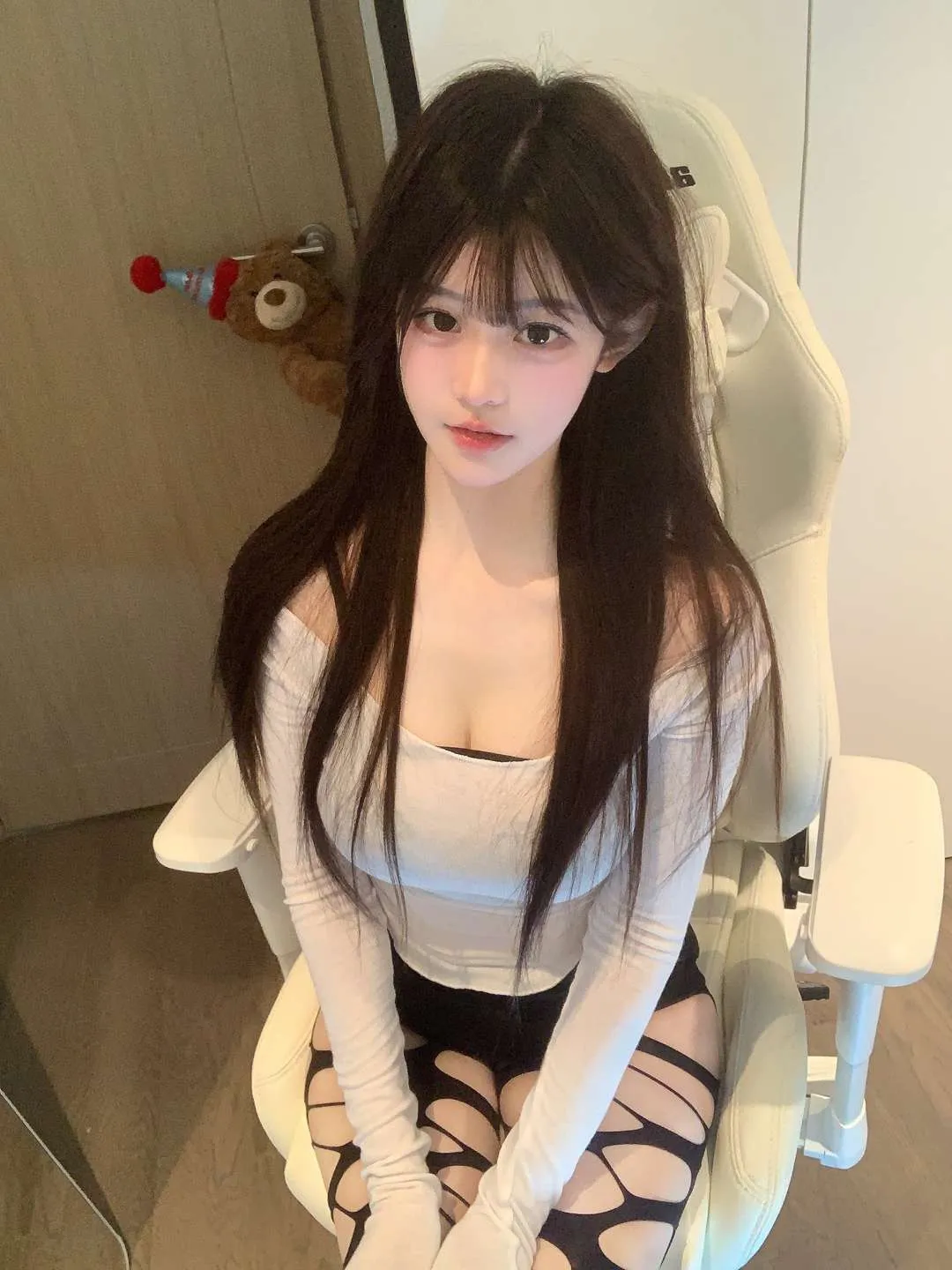 宝山新人下海温婉 Gallery 1