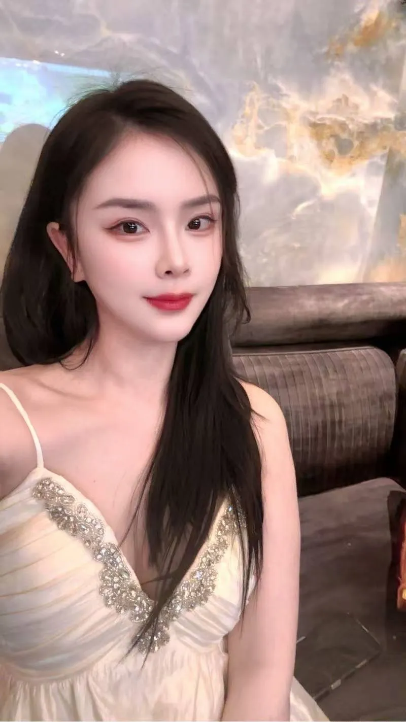 普陀兼职极品人妻~菲菲(耐不住寂寞) Gallery 4