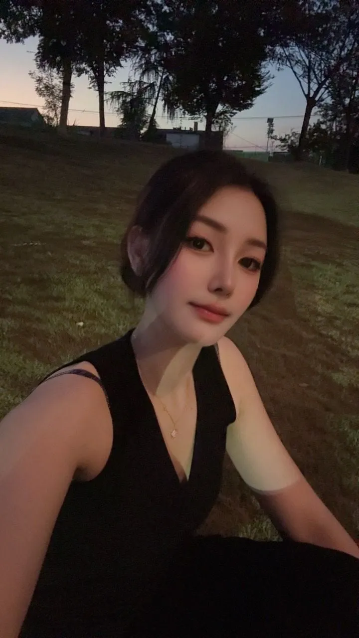 闵行  玫瑰 性欲少妇 骚浪嗨 呻吟勾魂 Gallery 3