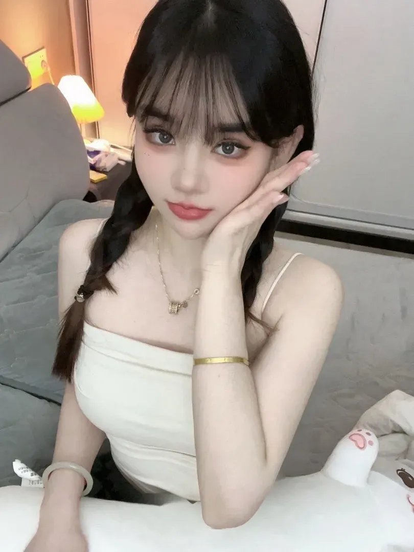 闵行清纯 林菲 刚下海兼职 Gallery 1