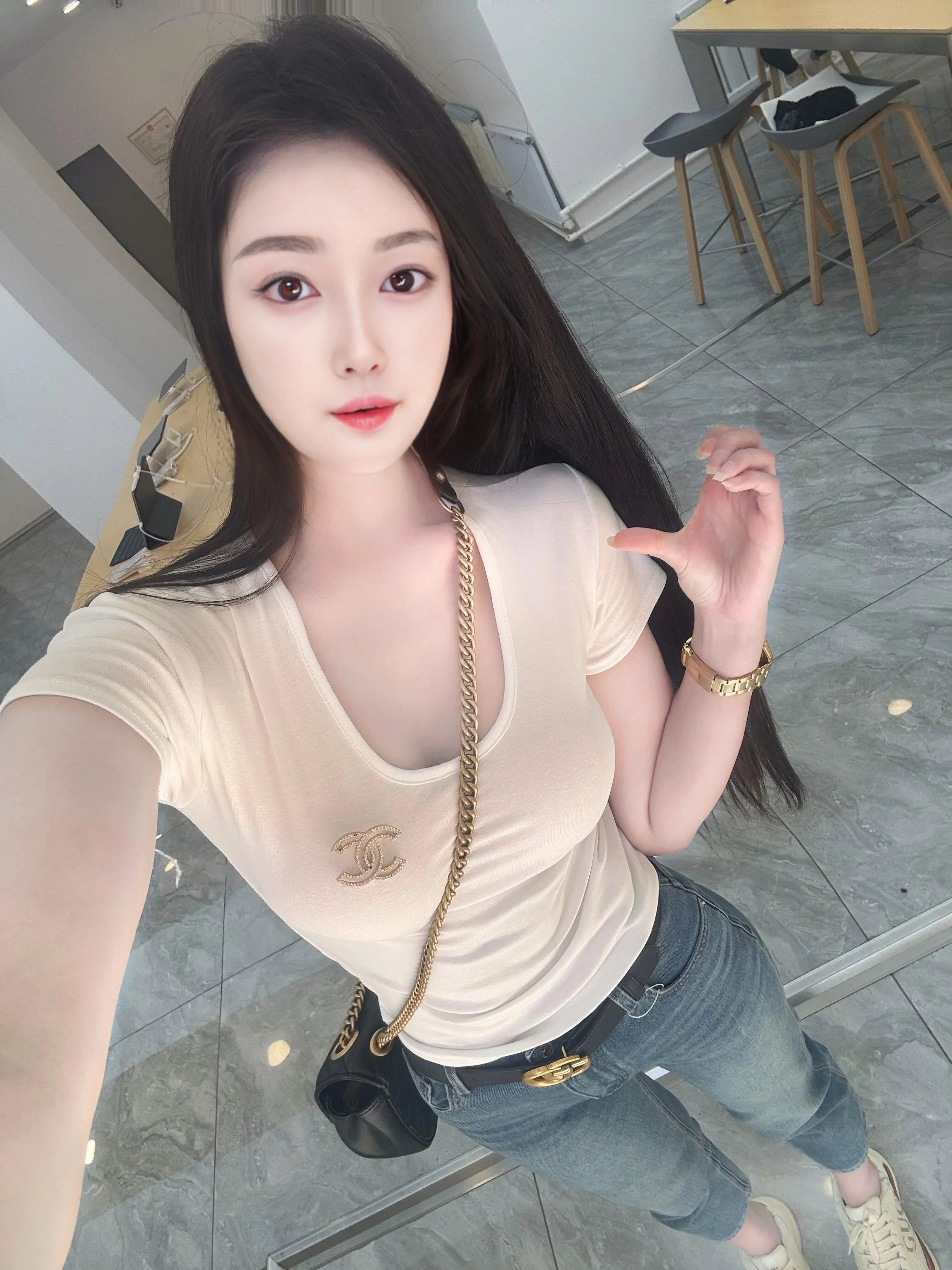 极品翘臀完美身材金玲