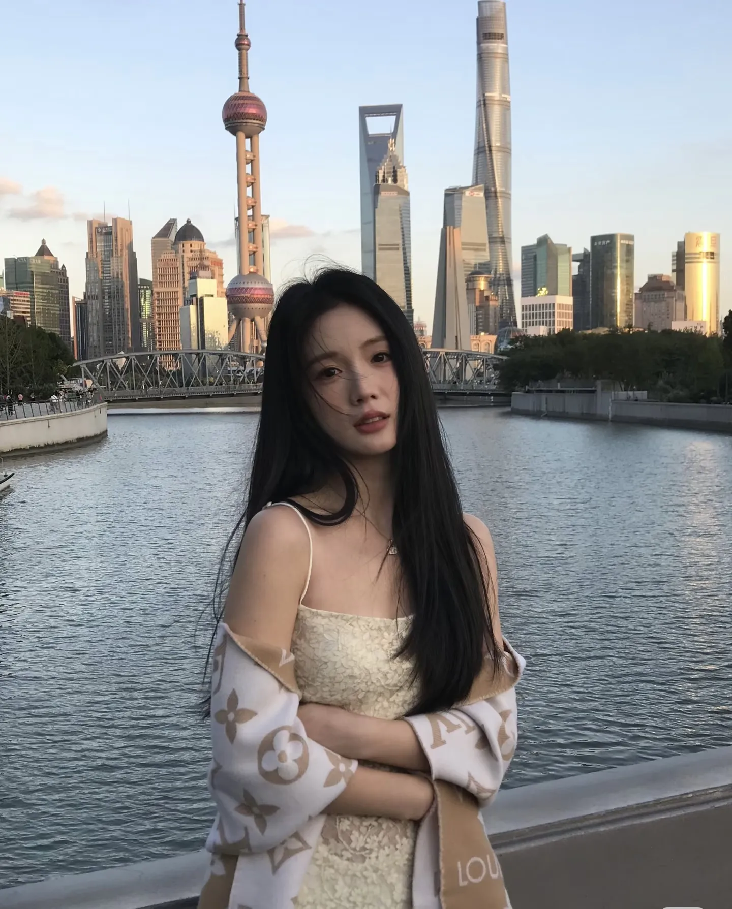 乐怡，刚来上海新人气质温顺听话