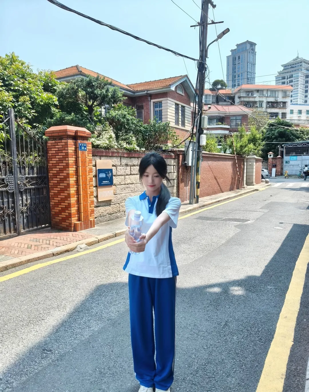 浦东 09  水水 新下海 首开 小萝莉 Gallery 1