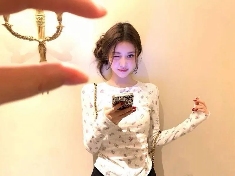 新人小茶 Gallery 5
