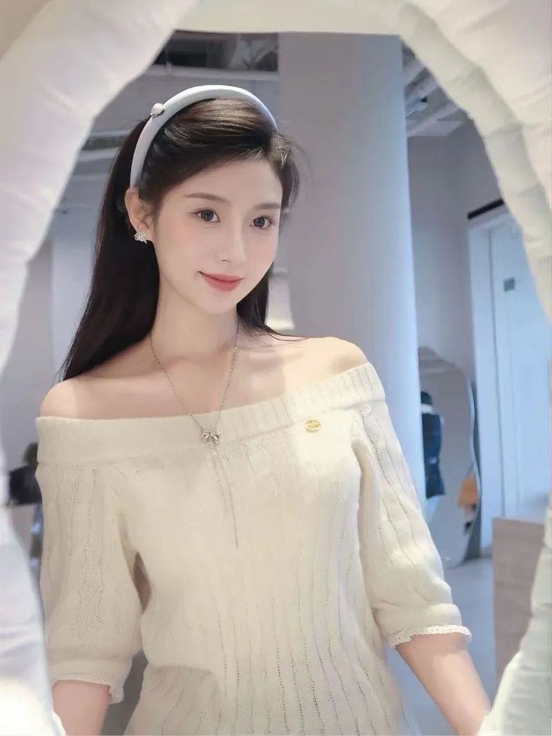 普陀静安06年极品学生兼职 云兮 Gallery 6