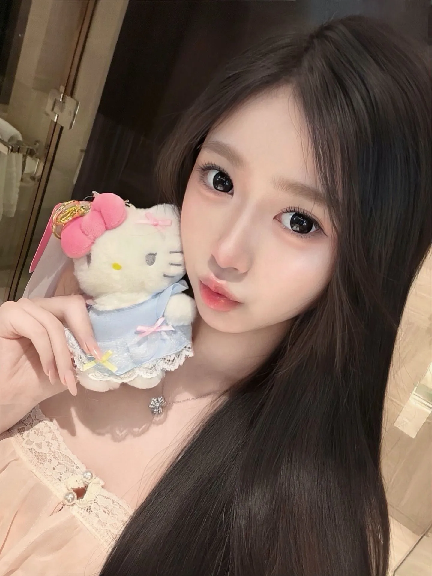 浦东泡泡 黄金比例 前凸后翘 全身紧致 Gallery 5