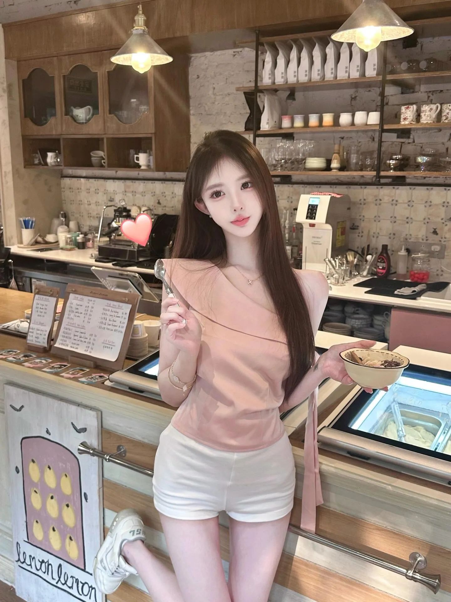 秋雨 纯欲系女神在校女大学生兼职 Gallery 1