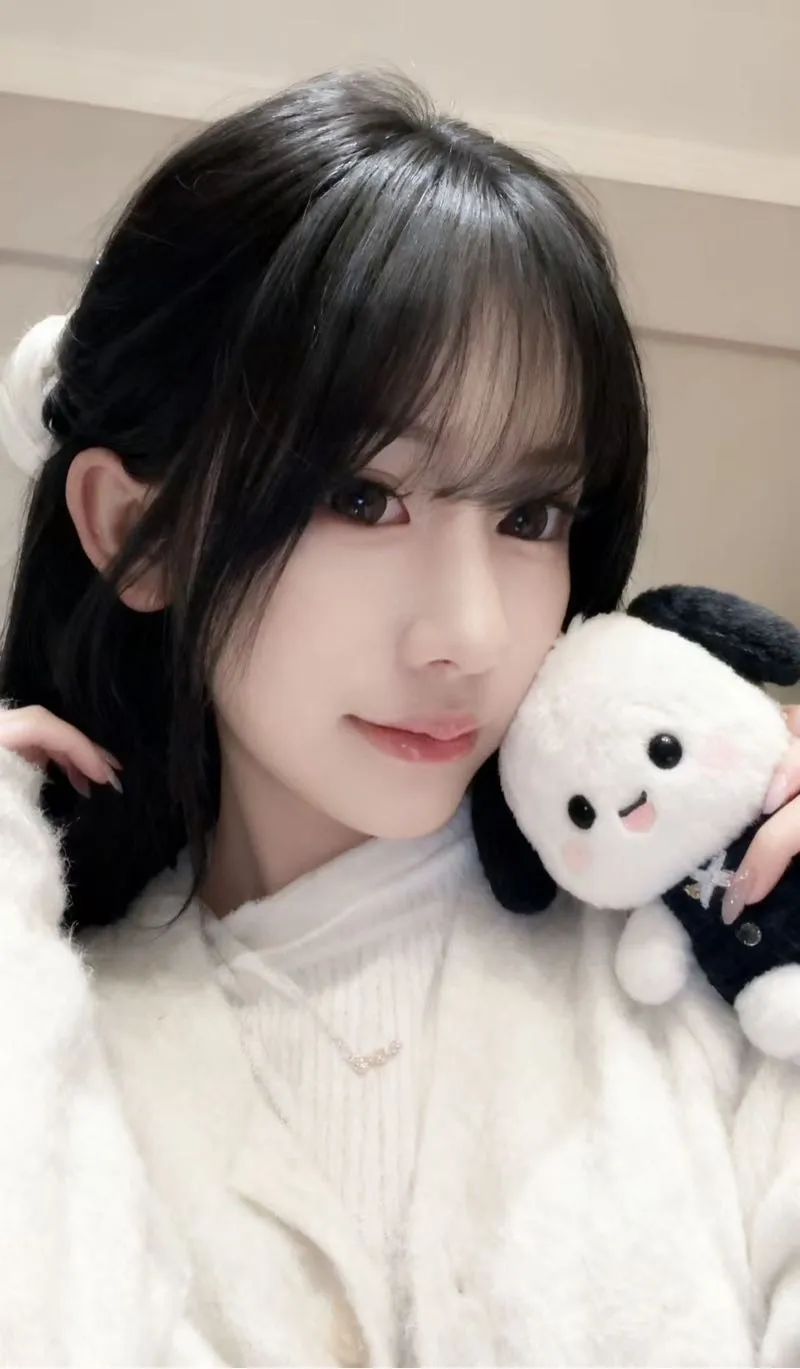媚儿 校花级学生 记忆中的白月光🌙 Gallery 4