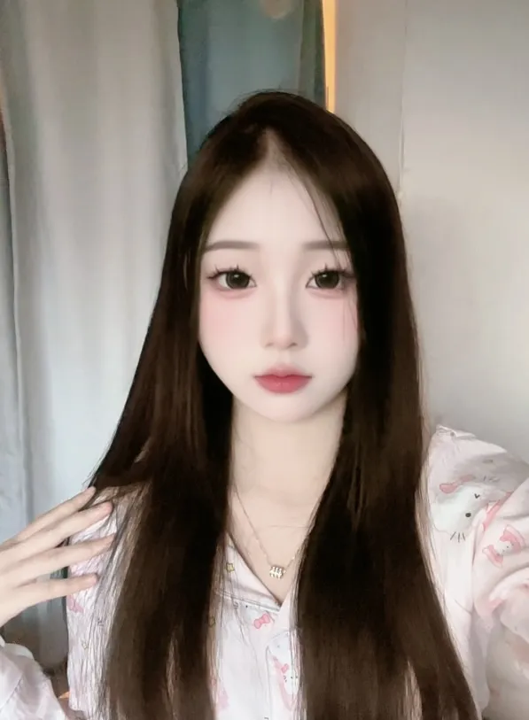 闵行新人馨馨🧊🍓 Gallery 1