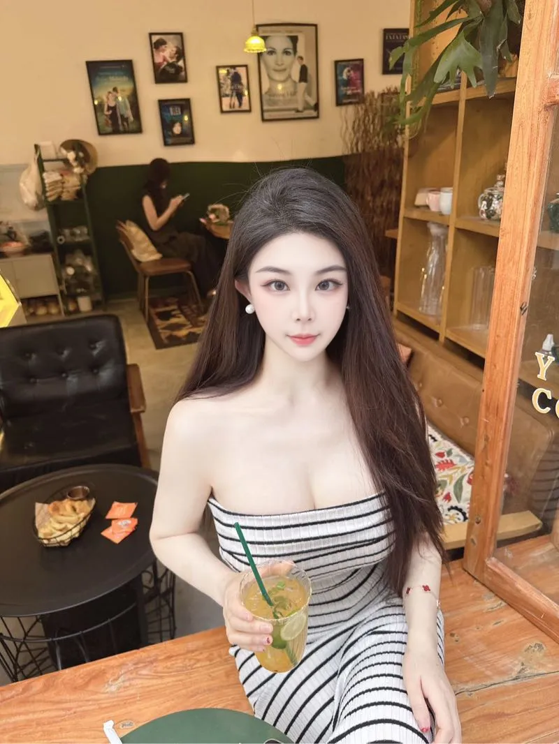浦东猫女兼职无套舌吻口爆潮喷69 Gallery 3