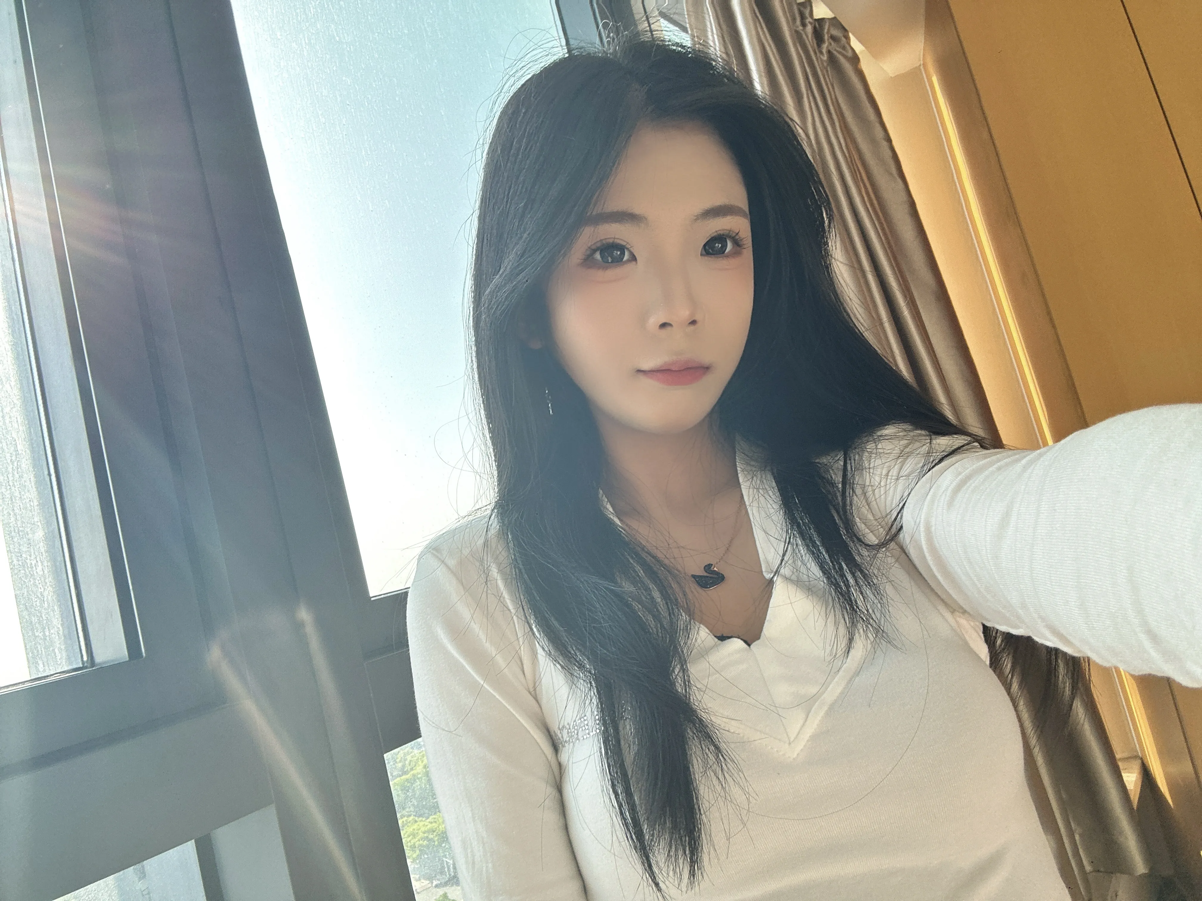 甜甜  普陀新人首开 Gallery 1
