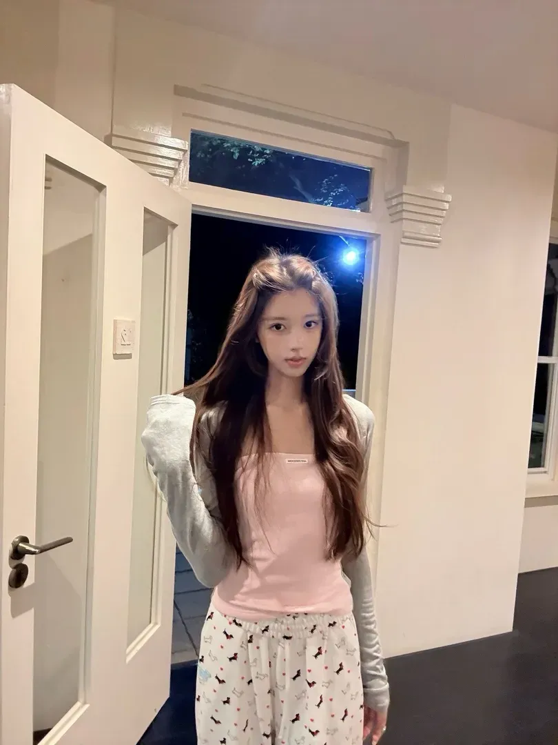 浦东 靓靓 筷子腿小纯妹 喜胖划走 Gallery 7