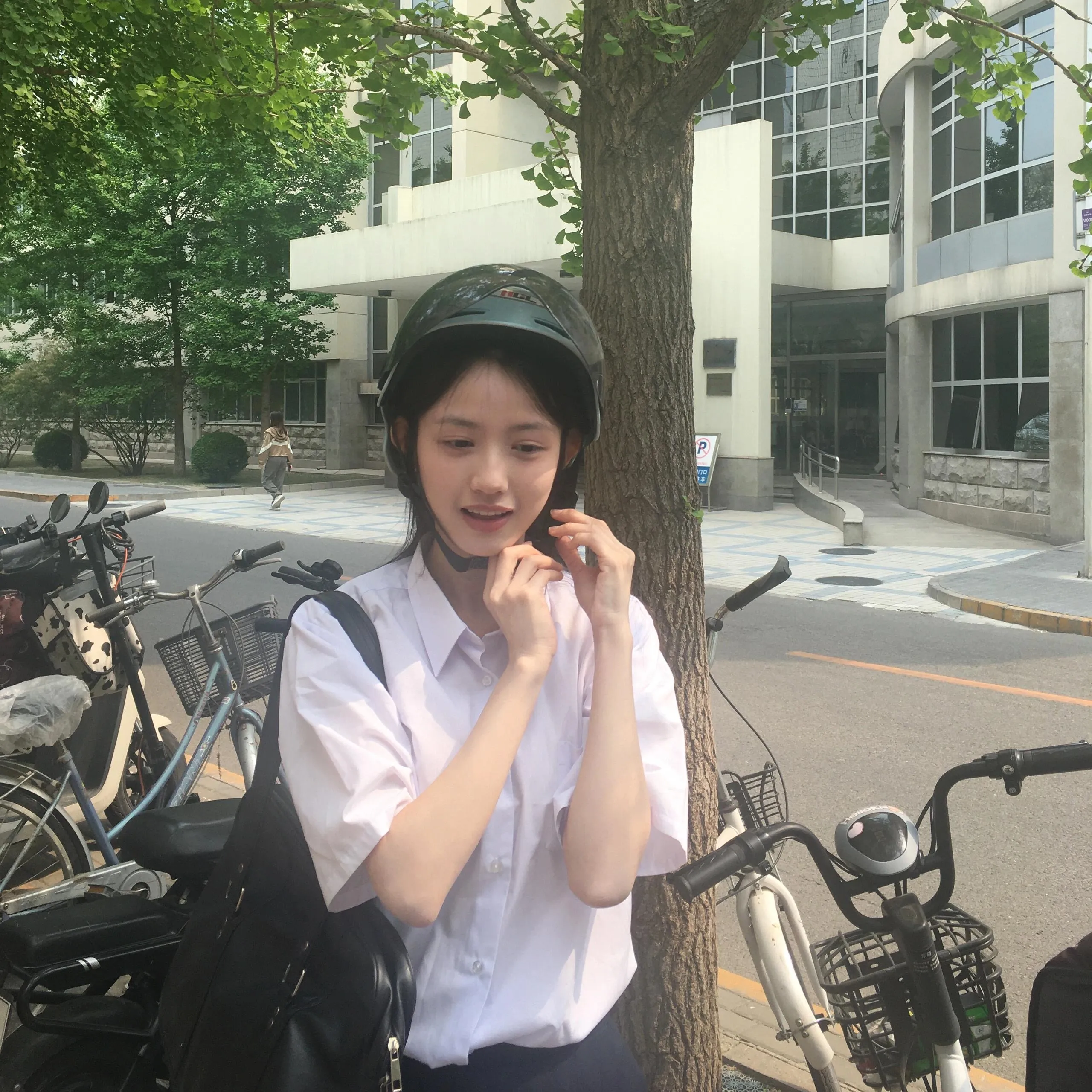小梦,刚出校门天真懵懂情绪拉满 Gallery 4