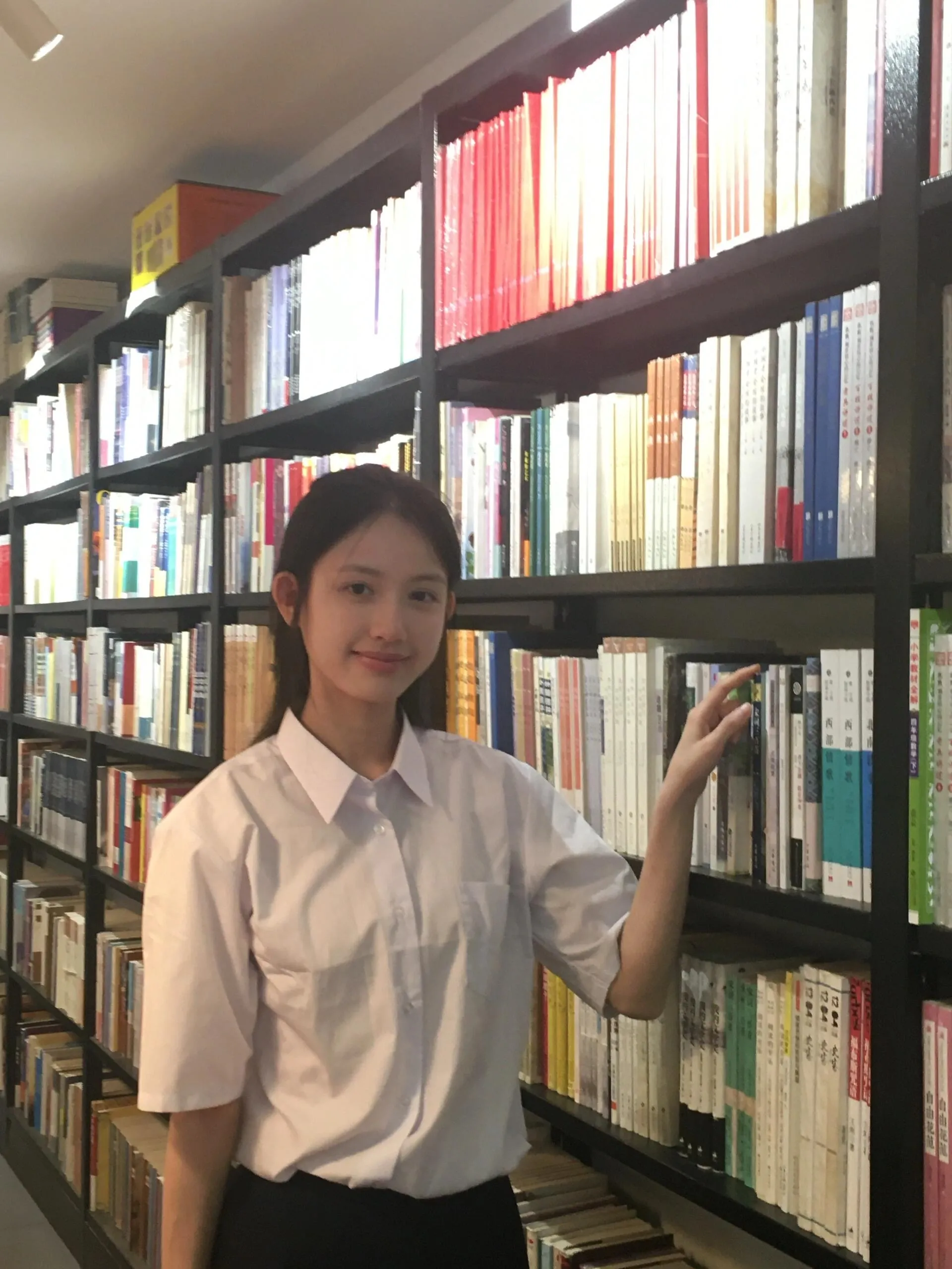小梦,刚出校门天真懵懂情绪拉满 Gallery 6