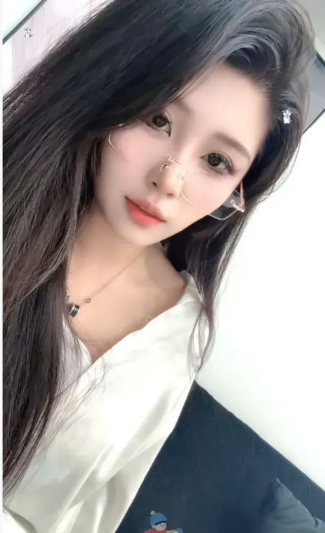 允音 1米71极品御姐兼职 Gallery 3