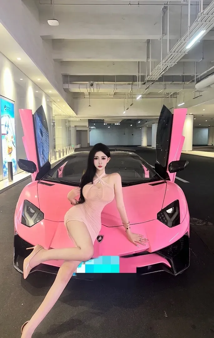气质🐻大💧多多 丰满 前凸后翘 Gallery 5