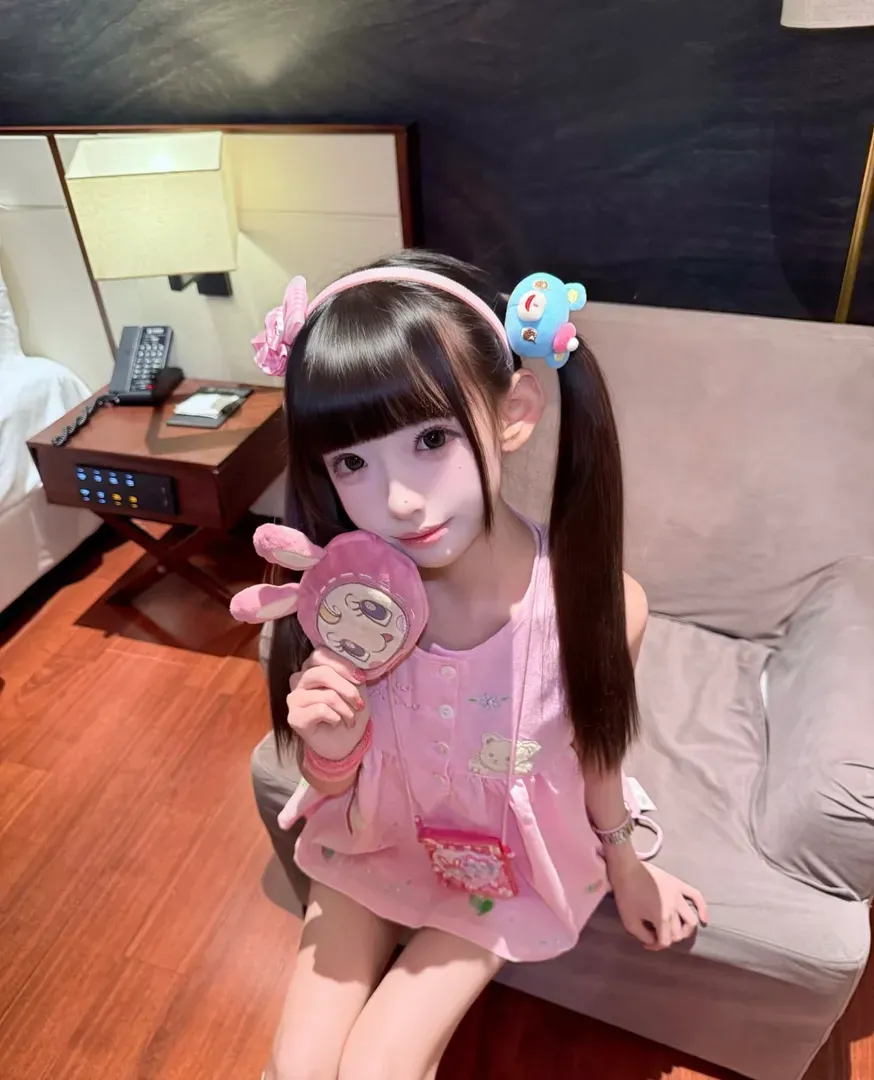 白白混血女孩 Gallery 6