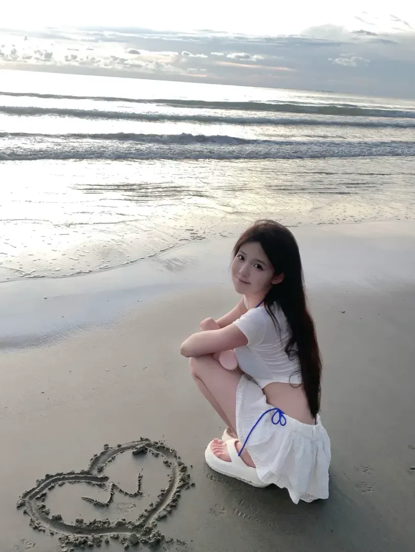 闵行甜柚🍊极品白小纯 稚嫩多汁 Gallery 1