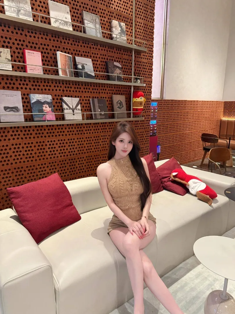 晚柠 Gallery 1