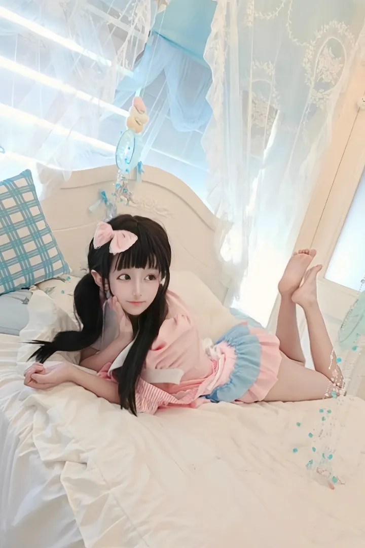 Y3492C-汉堡 浦东白虎全能小萝莉 170D.07 🉑 Ytwt ➕💰 畫廊 3