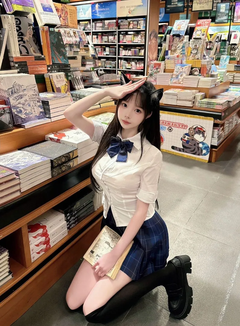 理理 JK日系女友外纯内骚神待少女 Gallery 4