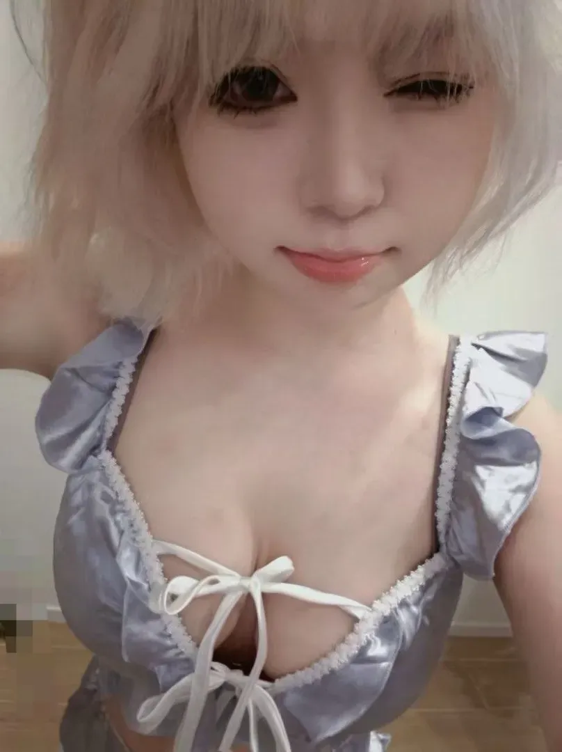闵行新人奶糖 Gallery 1