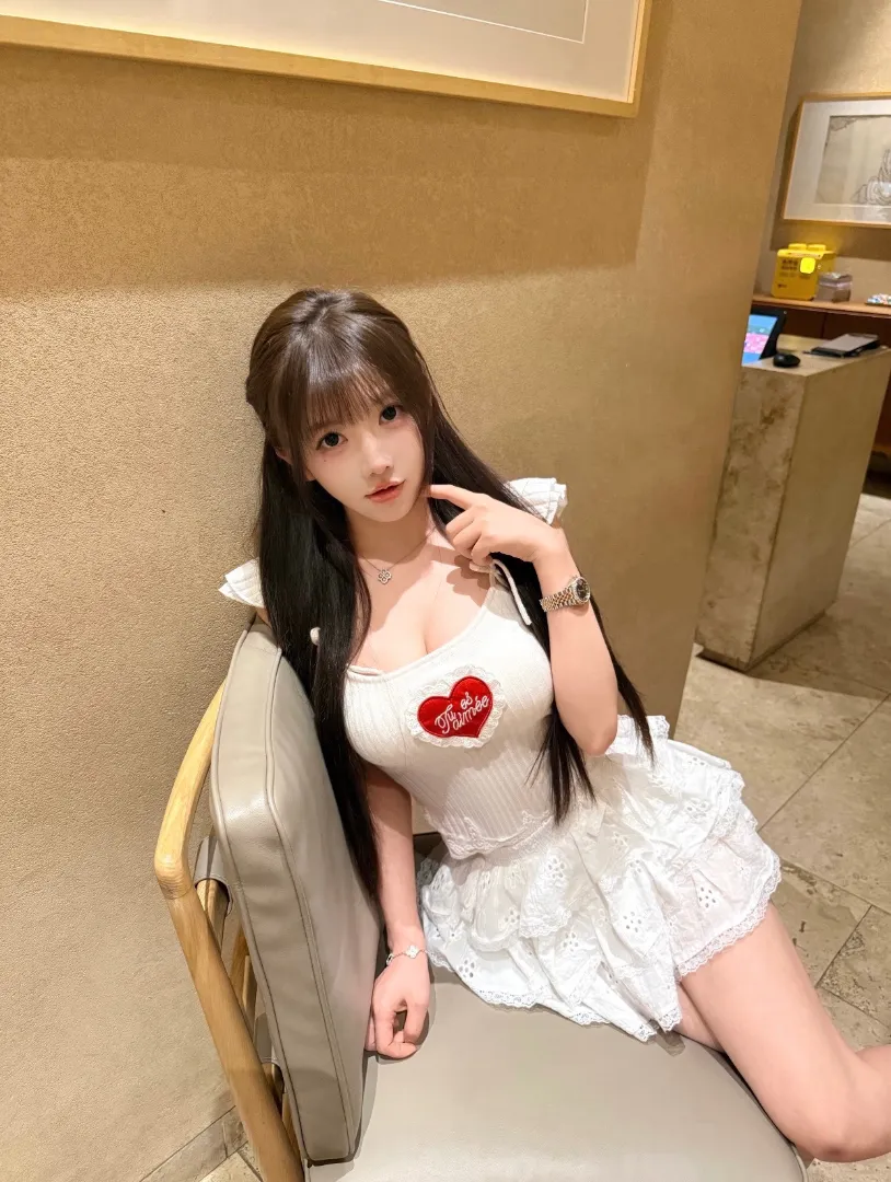 Y4721-尤娜 静安硬五甜美童颜巨乳 172D.06 Gallery 3