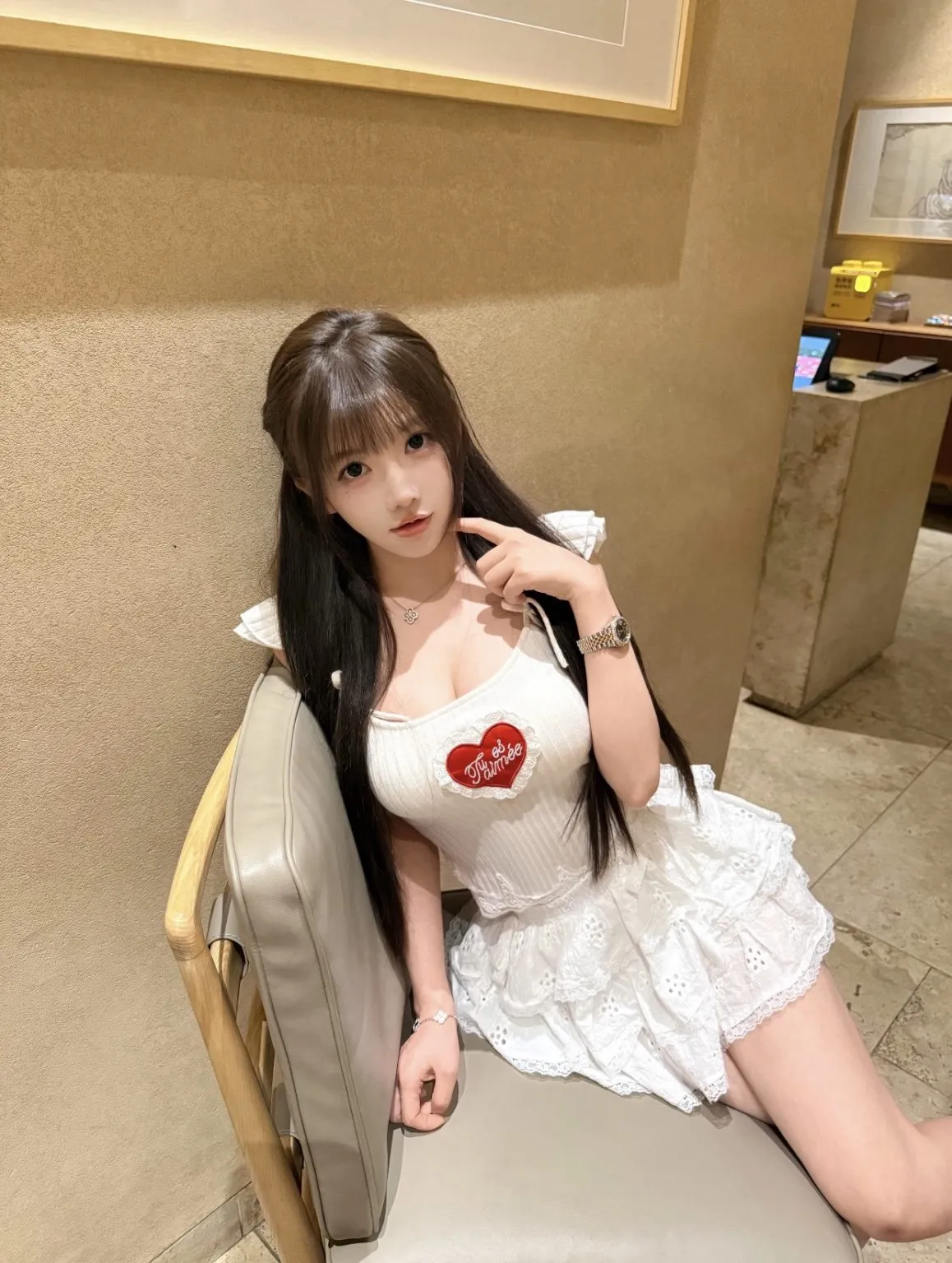 K4721-尤娜 静安硬五甜美童颜巨乳 172D.06 Gallery 3