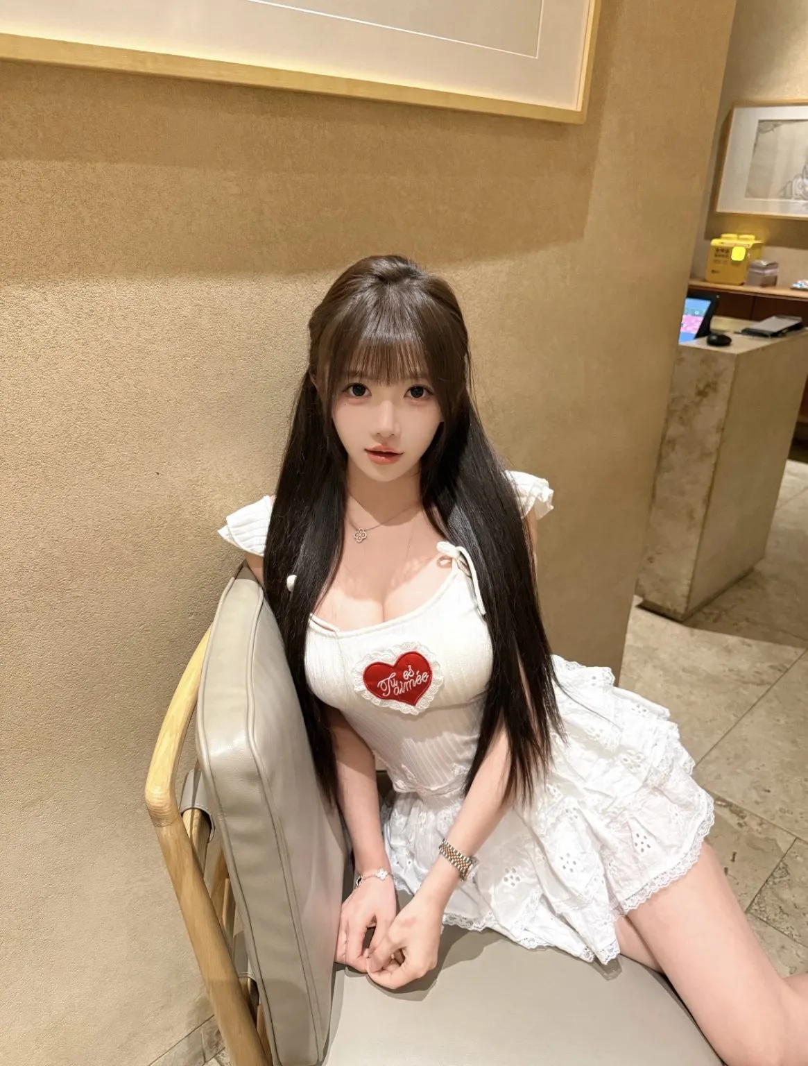 K4721-尤娜 静安硬五甜美童颜巨乳 172D.06 Gallery 5