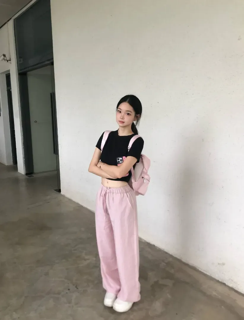 美美 邻家小妹初长成🤍清纯小白莲 Gallery 5