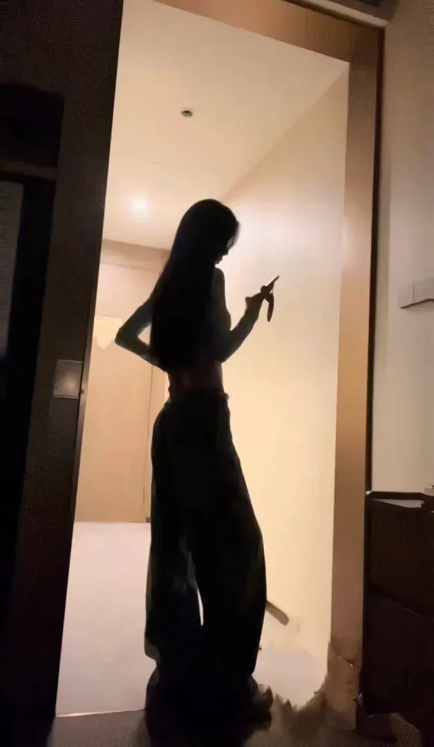 欢愉 纯欲天花板极品网红邻家小妹wt Gallery 6