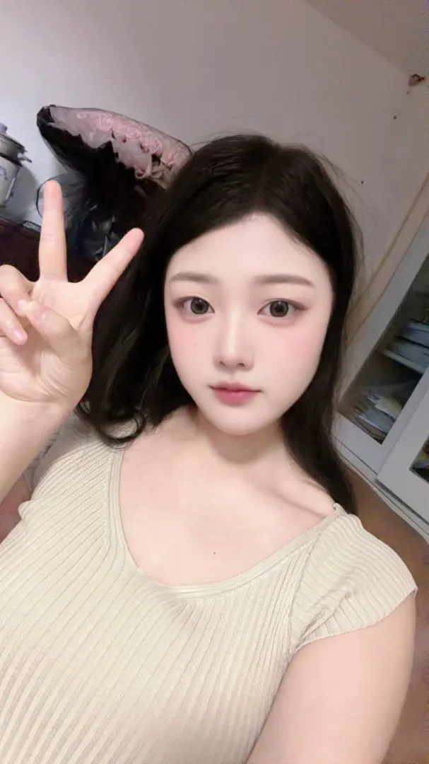 浦东希希极品嫩妹 Gallery 1