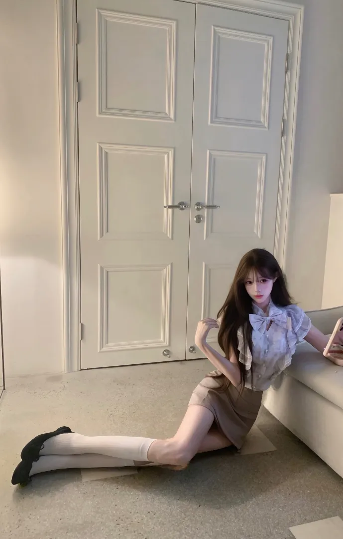 新人景佳人🉑外🉑双飞 Gallery 2