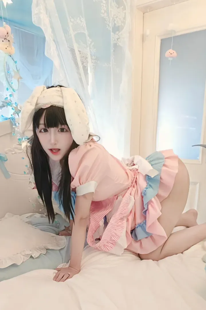 浦东172D百醇甜妹童颜居乳 Gallery 6