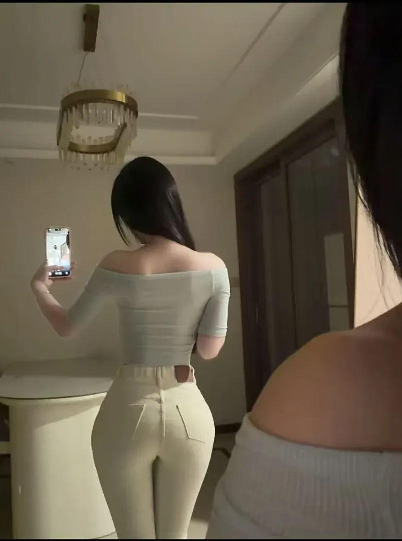 浦东168E童颜巨乳白虎前凸后翘 Gallery 5