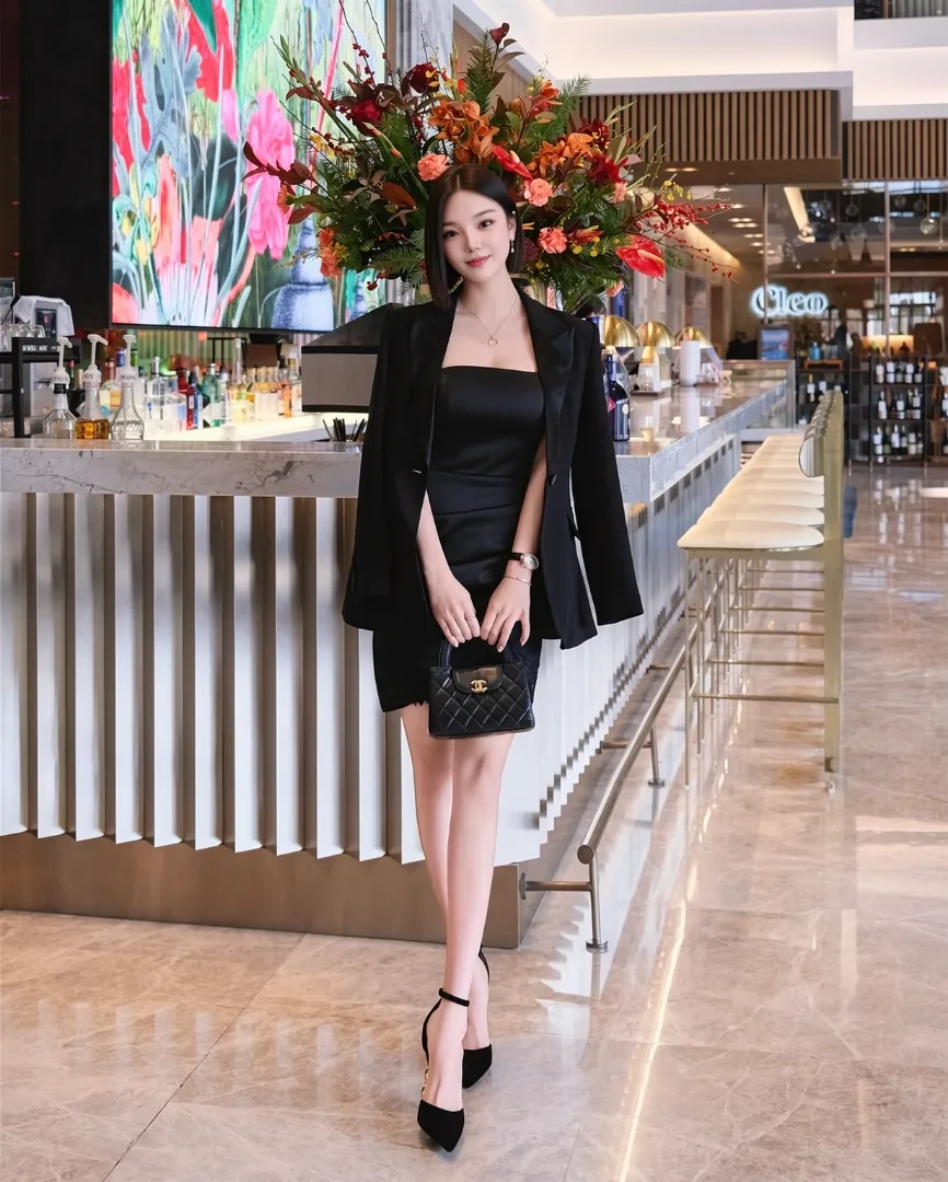 浦东短发女神CC(会艳舞)