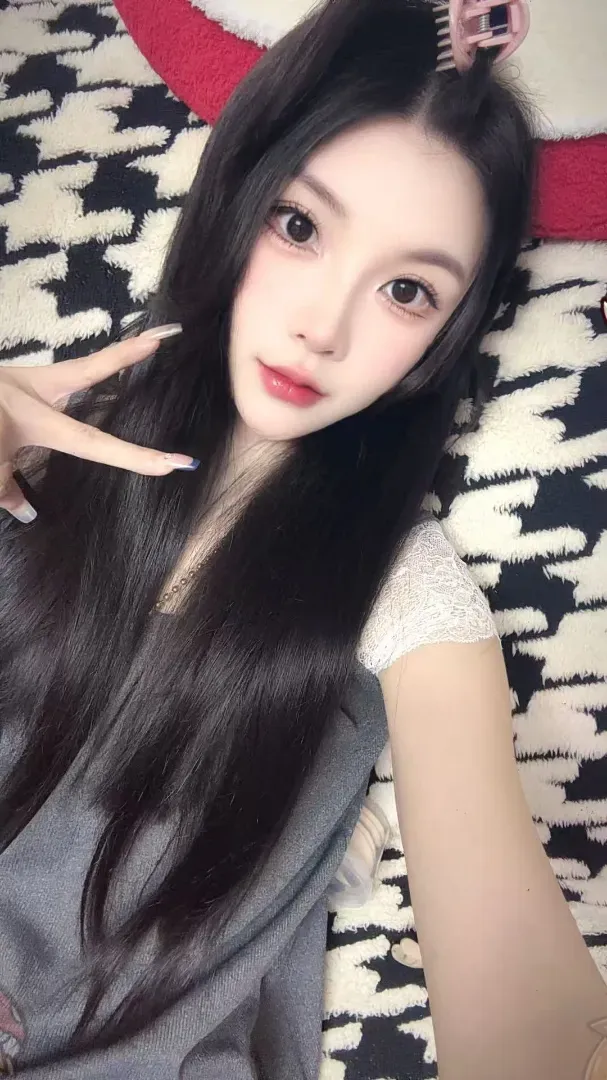 闵行💞溪溪 Gallery 1