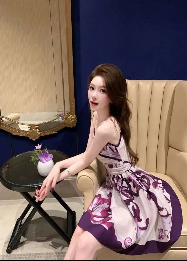 浦东175D清纯可爱白嫩细腻白虎三点粉 Gallery 4
