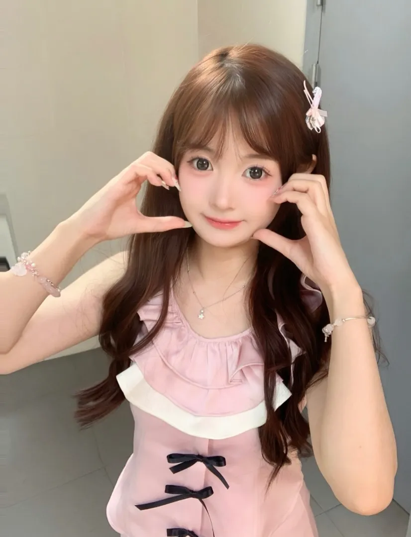 极品萝莉小葵大转中好评神器 Gallery 4