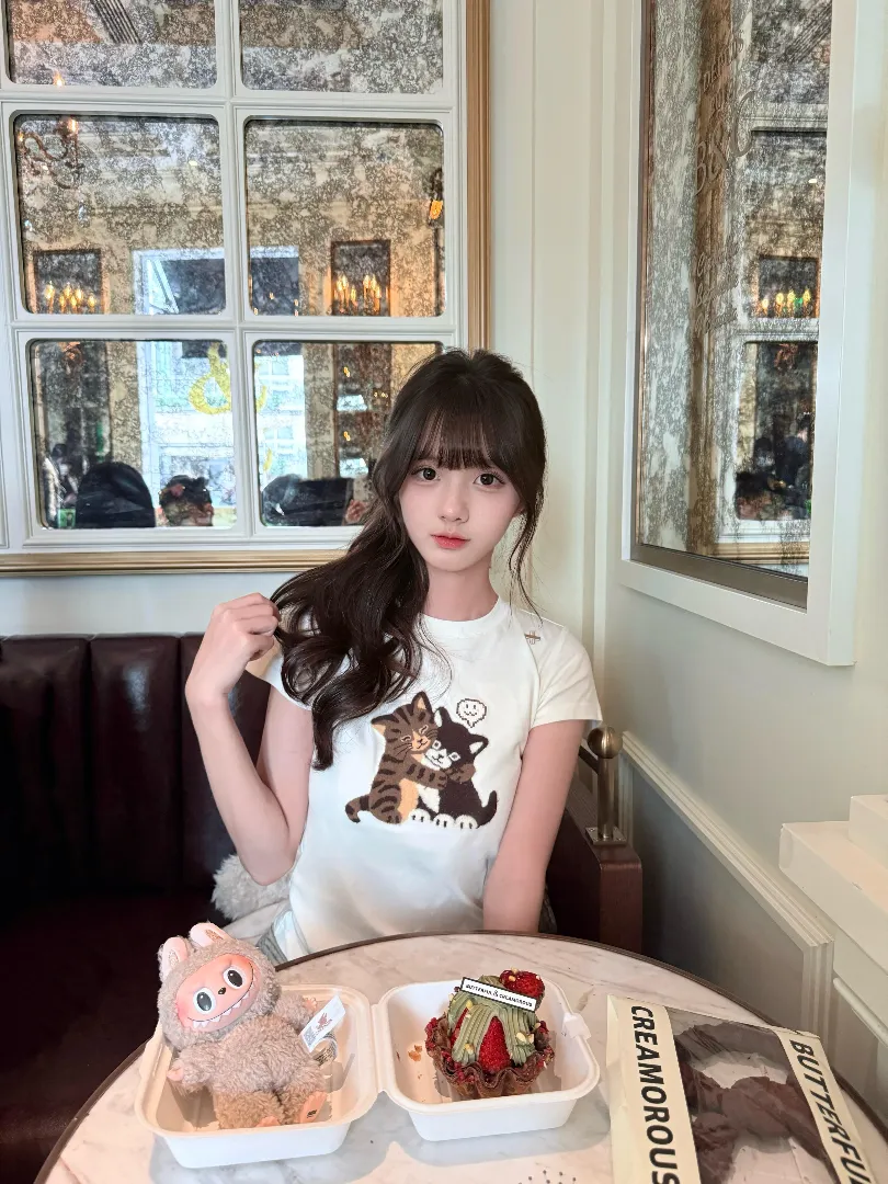 思琪,嫩妹刚下海三点粉下面紧 Gallery 1