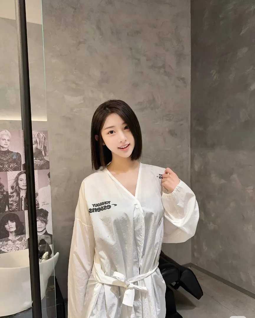小倩,高质量短发气质美女性感可爱 Gallery 7