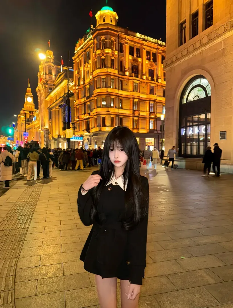 白虎🐯一线天「娃娃」网红平模清纯女大 超级甜妹 Gallery 1