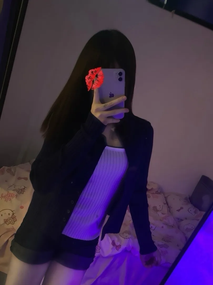 浦东🏠白虎悠悠刚下海一线天 Gallery 5