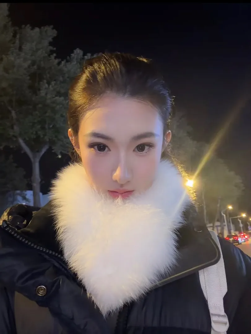 毕业生鹿鹿 首次⬇️海 Gallery 5