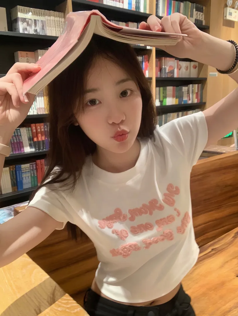 浦东 小蝶清纯学生初次下海 Gallery 4