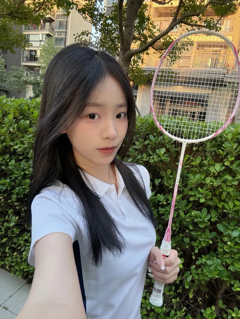 浦东 小蝶清纯学生初次下海 Gallery 7