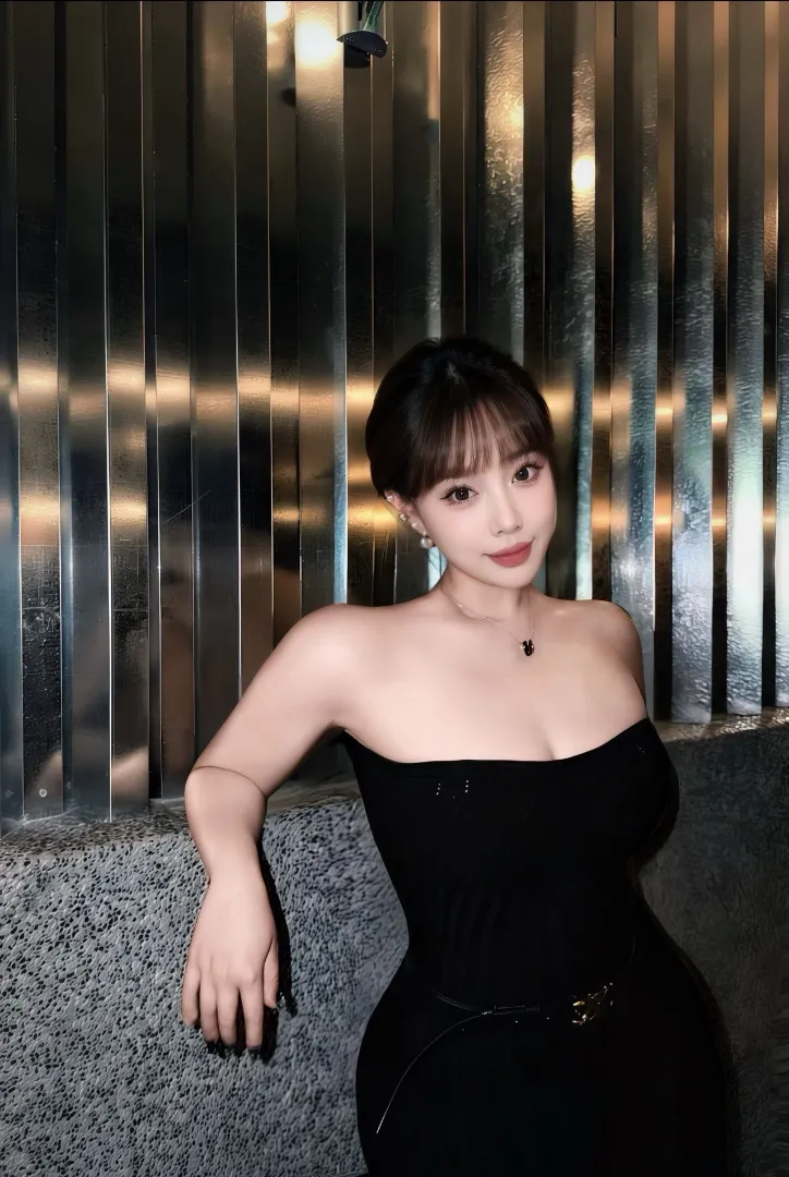 闵行cc新人首开梨形身材 Gallery 8