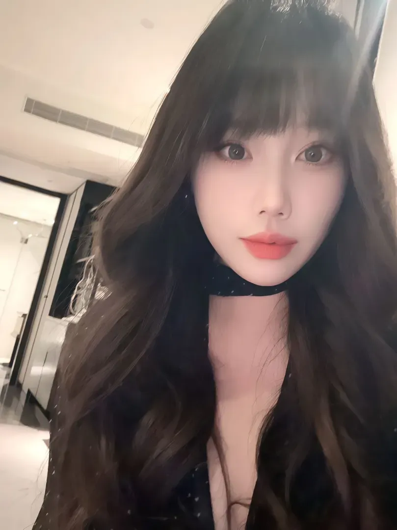 妃妃,真实04后沪上首款极品大秘身高175所有图片自己原相机拍摄所见即所得