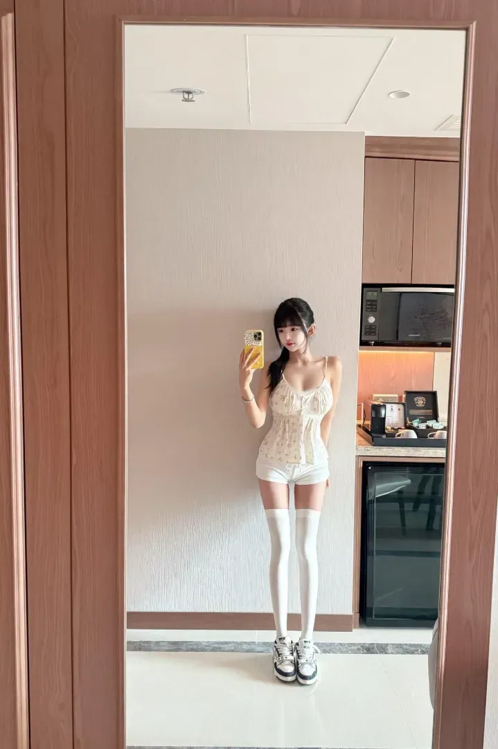 K4879-学生妹 普陀极品学生妹 168C.07🉑 ytwt ➕💰 畫廊 6