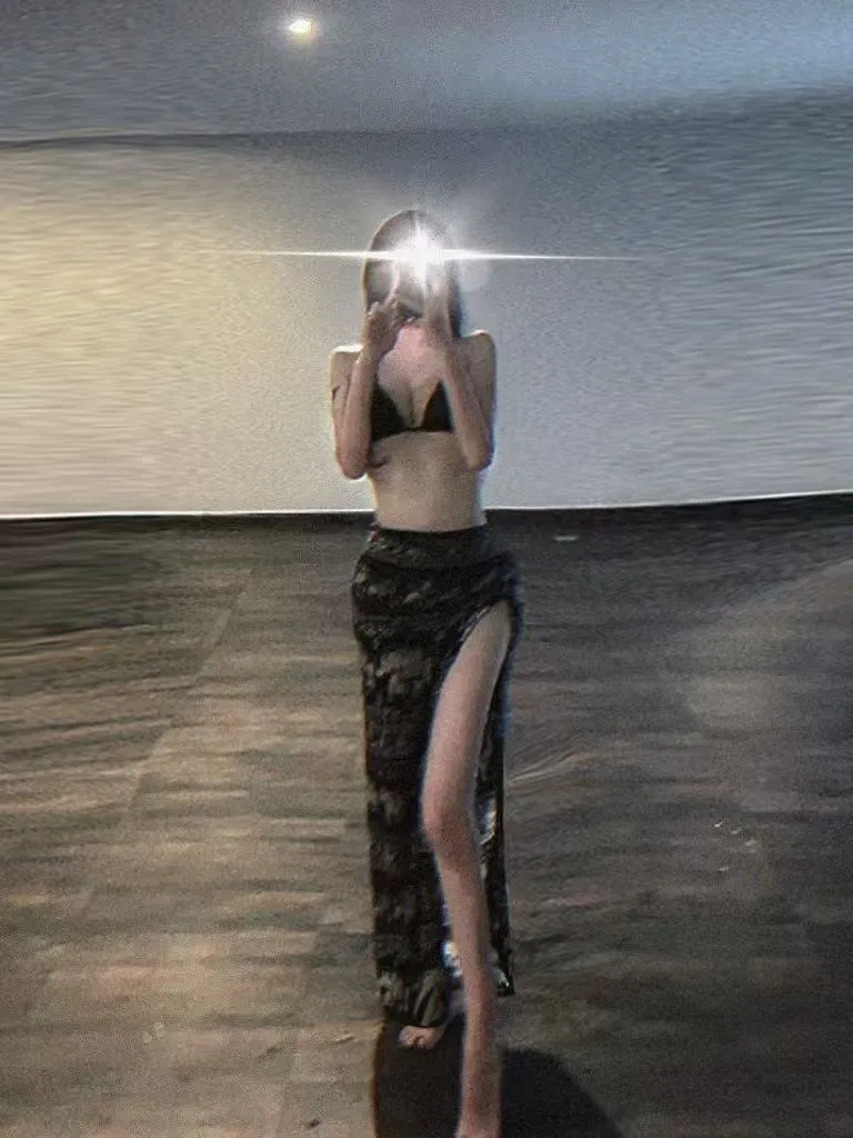 闵行 KiKi 极品主播兼职（三点粉 皮肤白 一字马） Gallery 8